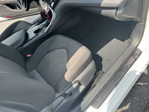 Used 2024 Toyota Camry LE FWD image 34