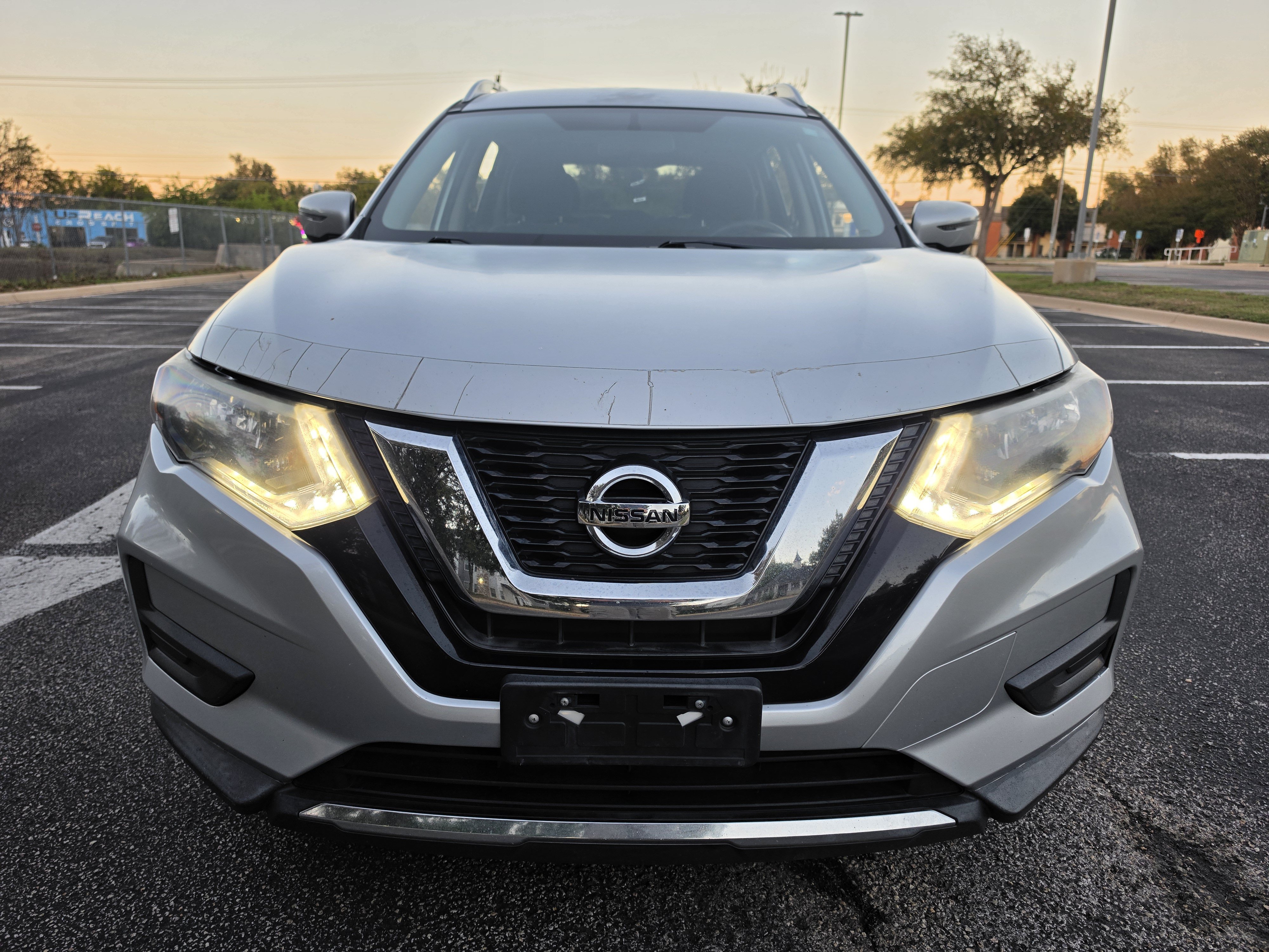 Used 2017 Nissan Rogue S w/ S Appearance Package FWD image 2