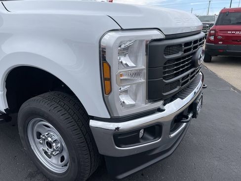 New 2026 Ford F350 XL w/ XL Chrome Package image 29