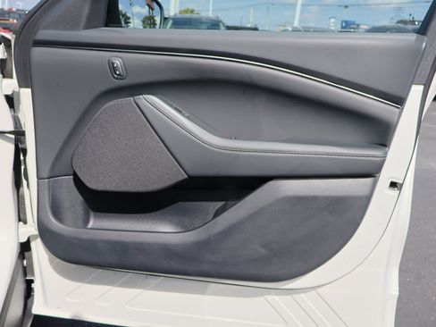 Certified 2024 Ford Mustang Mach-E Select image 34