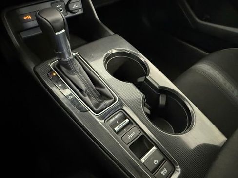 Used 2023 Honda Civic Sport image 24