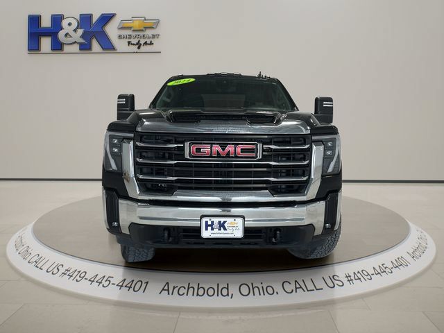 Used 2024 GMC Sierra 2500 SLE w/ SLE Convenience Package AWD/4WD image 2