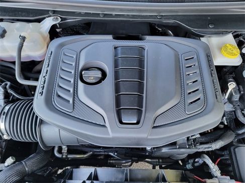 Certified 2024 Jeep Wagoneer L 4WD w/ Rear Seat Video Group 1 image 41