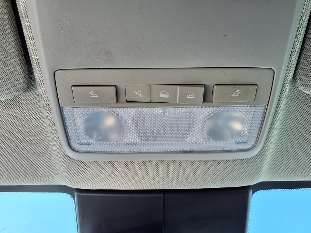Certified 2021 Buick Encore Preferred FWD image 14