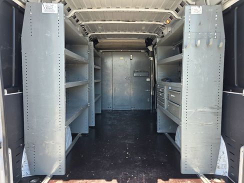 Used 2019 RAM ProMaster 2500 w/ Interior Convenience Group FWD image 22