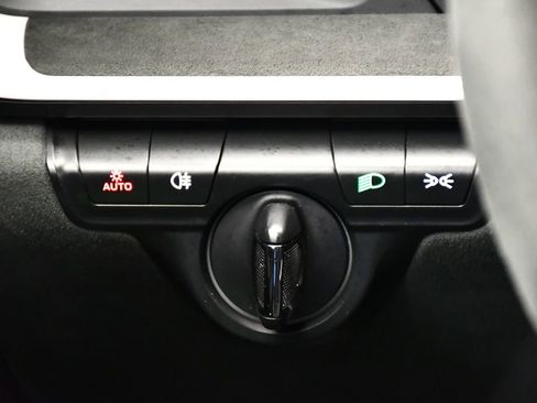 Used 2024 Porsche 911 Dakar image 24