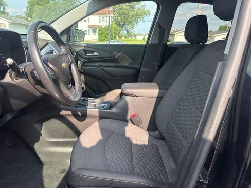 Used 2018 Chevrolet Equinox LT w/ Sun & Infotainment Package AWD/4WD image 18