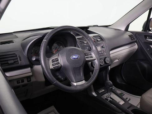 Used 2014 Subaru Forester 2.5i Limited image 12