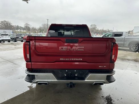 Certified 2023 GMC Sierra 1500 SLT image 9