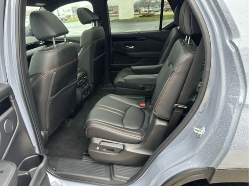 New 2025 Honda Pilot TrailSport image 42