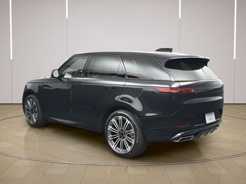 New 2026 Land Rover Range Rover Sport Dynamic SE AWD/4WD image 3
