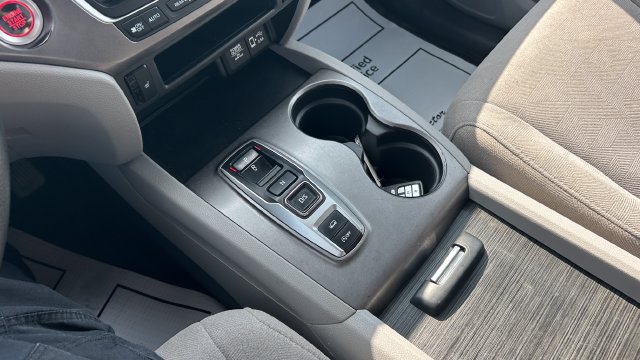 Used 2021 Honda Pilot EX image 26