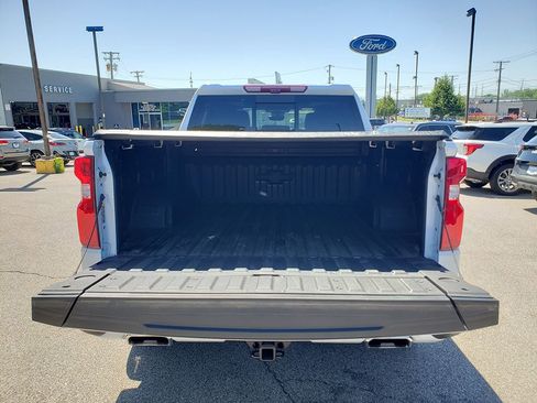 Used 2026 Chevrolet Silverado 1500 High Country w/ Technology Package AWD/4WD image 14