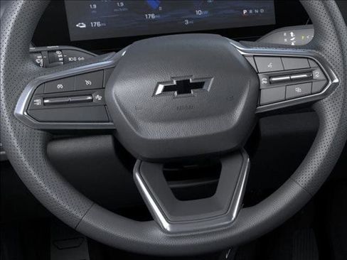 Used 2025 Chevrolet Blazer EV LT w/ Midnight/Sport Edition AWD/4WD image 19