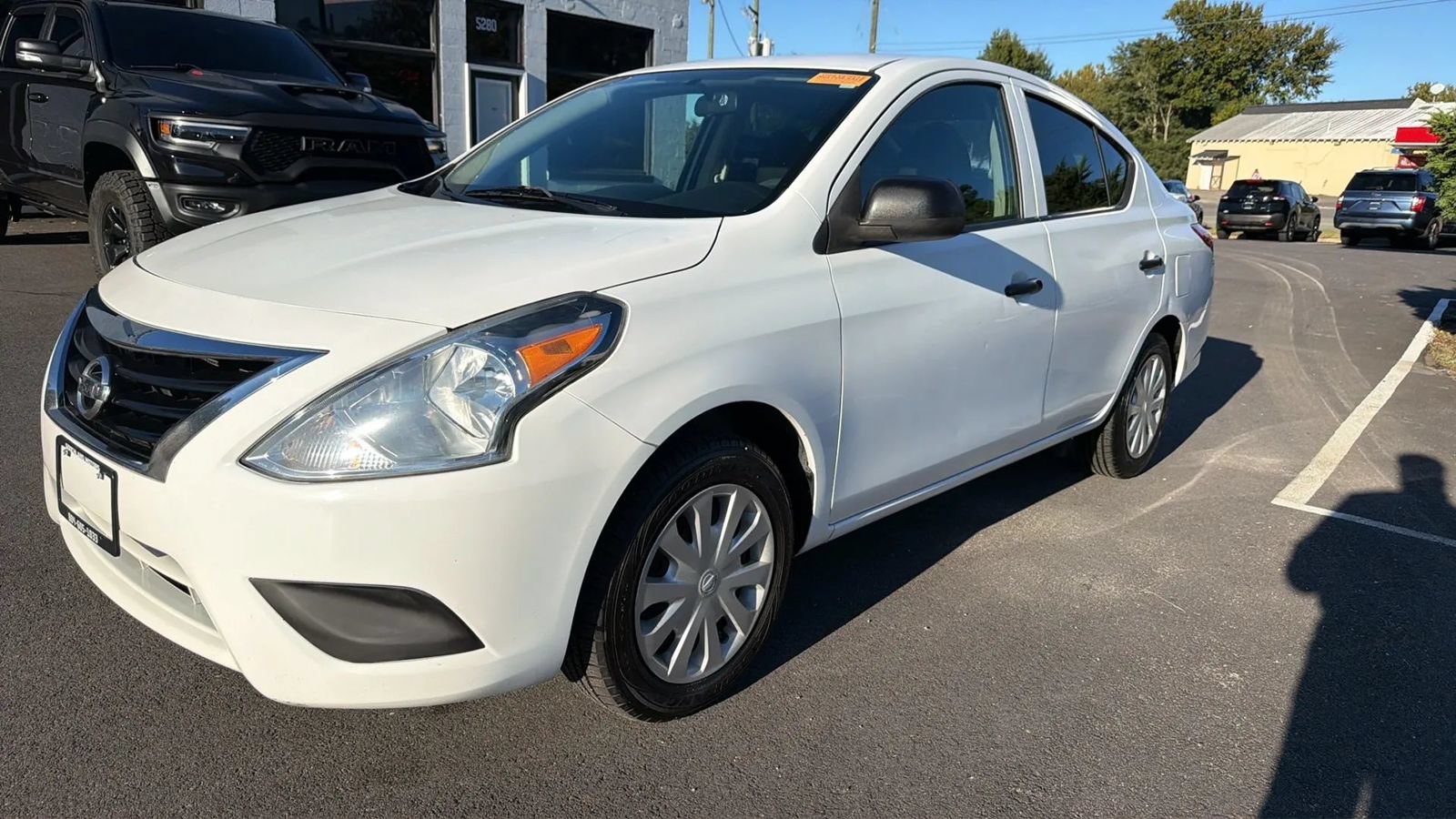 Used 2015 Nissan Versa S Plus FWD image 11