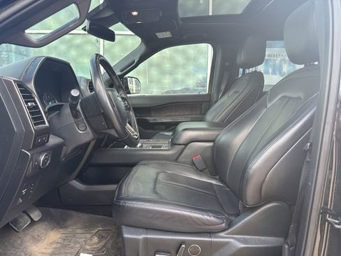 Used 2021 Ford Expedition Max Limited image 9