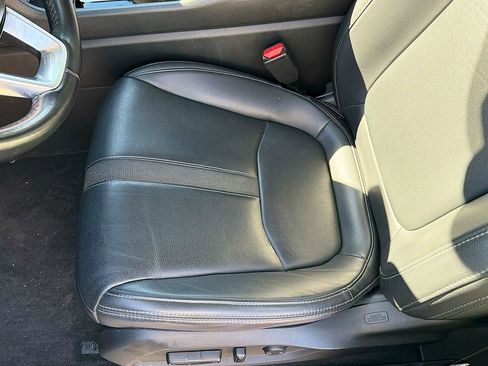 Used 2024 Honda Pilot EX-L image 19