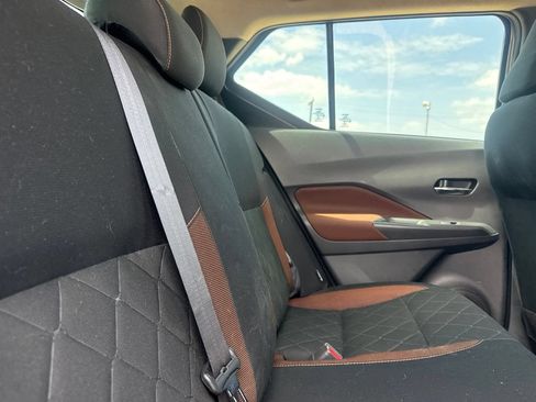 Certified 2020 Nissan Kicks SR FWD image 31