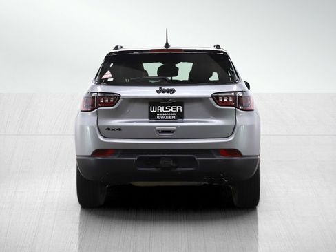 Used 2021 Jeep Compass Latitude image 5