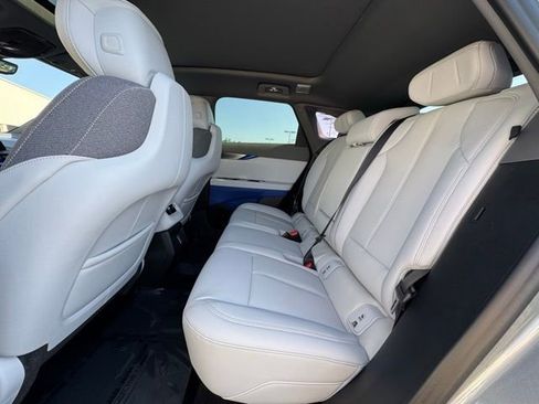 New 2025 Cadillac Optiq Luxury 1 AWD/4WD image 32