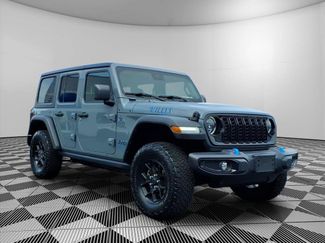 Used 2024 Jeep Wrangler Unlimited AWD/4WD video 1