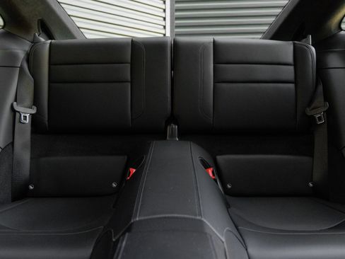 Certified 2025 Porsche 911 Carrera GTS RWD image 27