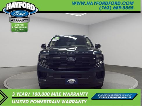 Used 2025 Ford Expedition Active AWD/4WD image 6