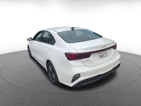 Used 2024 Kia Forte LXS FWD image 11