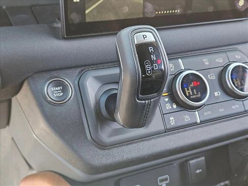 Used 2023 Land Rover Defender 110 X image 12