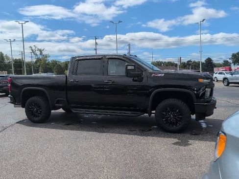 Used 2023 Chevrolet Silverado 2500 LTZ w/ LTZ Plus Package AWD/4WD image 11