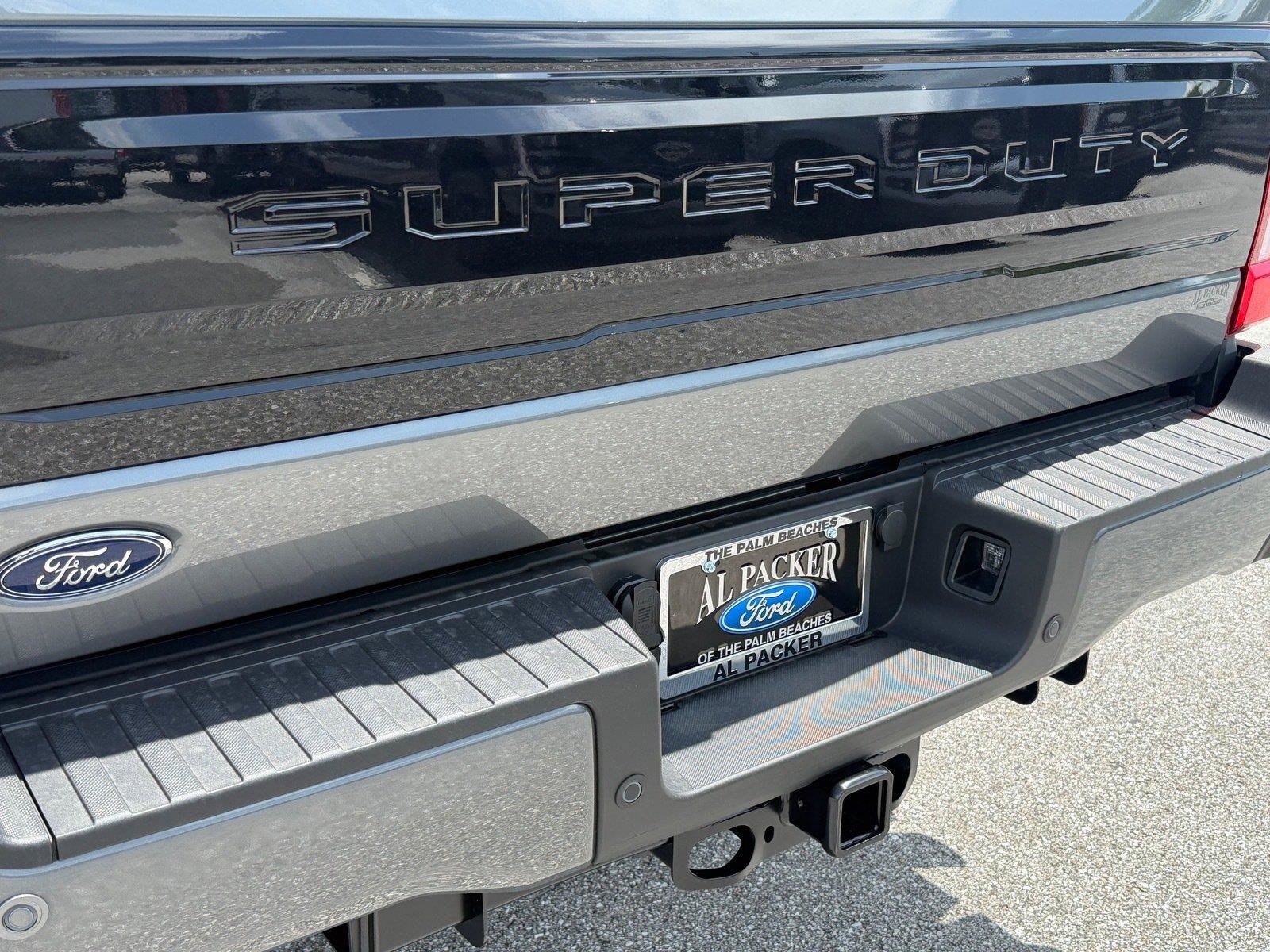 New 2026 Ford F350 Platinum w/ Tremor Off-Road Package AWD/4WD image 9