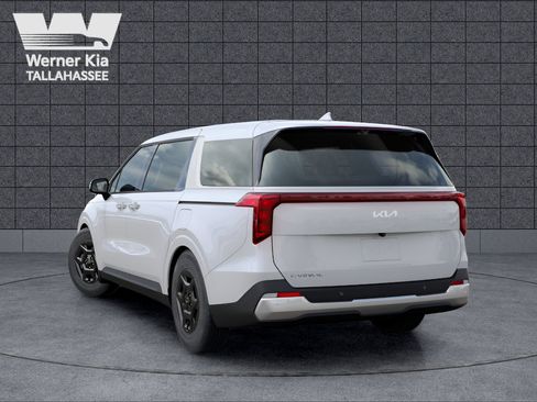 New 2026 Kia Carnival image 4