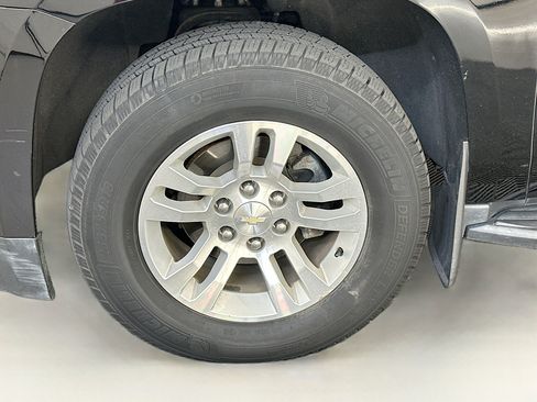 Used 2019 Chevrolet Tahoe LT AWD/4WD image 36