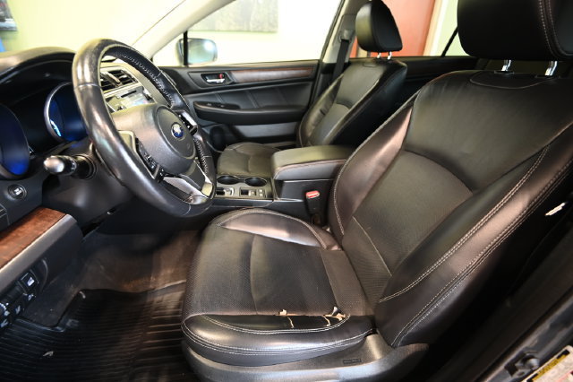 Used 2018 Subaru Outback 2.5i Limited AWD/4WD image 8