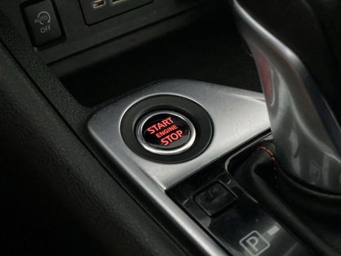 Used 2025 Nissan Sentra SR FWD image 21