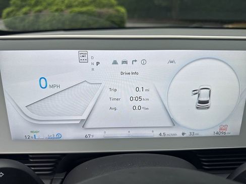 Used 2024 Hyundai Ioniq 5 SEL RWD image 17