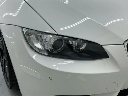 Used 2011 BMW M3 Convertible RWD image 36