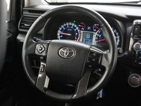 Used 2018 Toyota 4Runner TRD Pro image 16