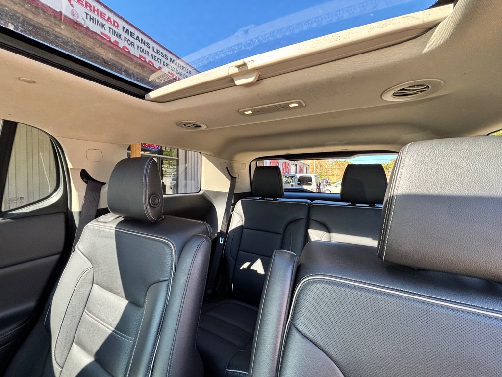 Used 2019 GMC Acadia Denali w/ Technology Package AWD/4WD image 18