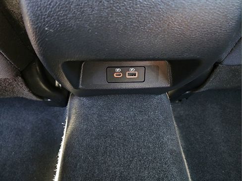 Used 2025 Nissan Altima 2.5 SV FWD image 13