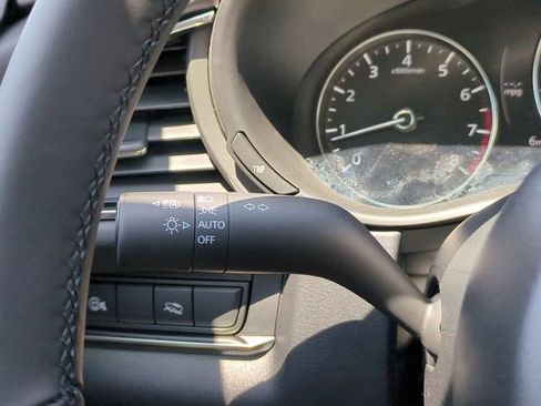 New 2025 MAZDA CX-30 AWD 2.5 S w/ Preferred Package image 26