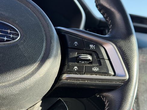 Used 2022 Subaru Outback Limited image 16