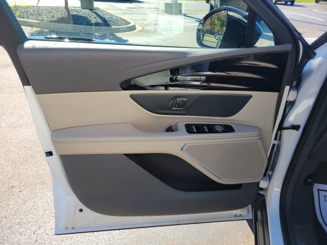 Certified 2024 Lincoln Nautilus Premier AWD/4WD image 19