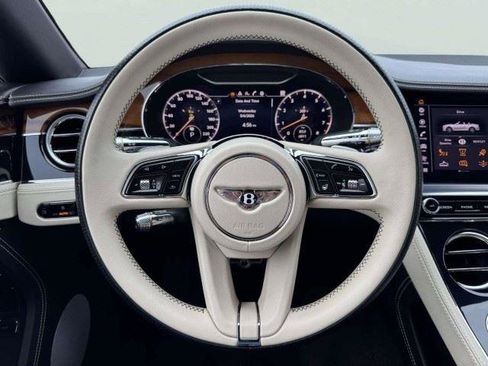 Used 2022 Bentley Continental GT AWD/4WD image 42