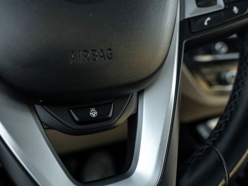 Used 2018 BMW X3 M40i image 21