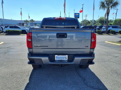 Used 2022 Chevrolet Colorado LT w/ Safety Package RWD image 22