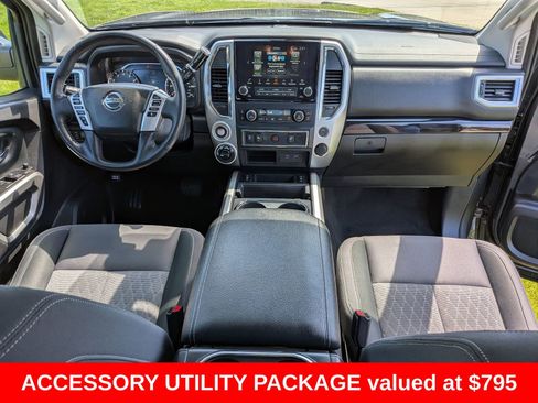 Used 2021 Nissan Titan SV w/ SV Convenience Package AWD/4WD image 26