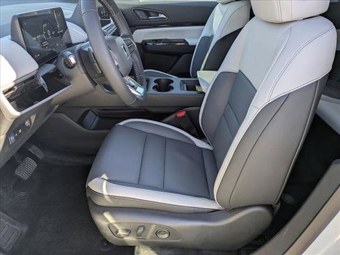 New 2026 Honda Prologue Touring image 4