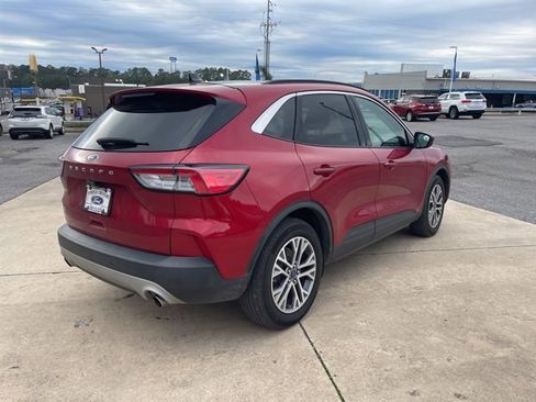 Used 2022 Ford Escape SEL image 7