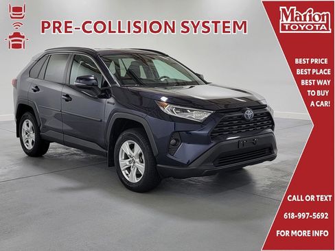 Used 2020 Toyota RAV4 XLE image 1